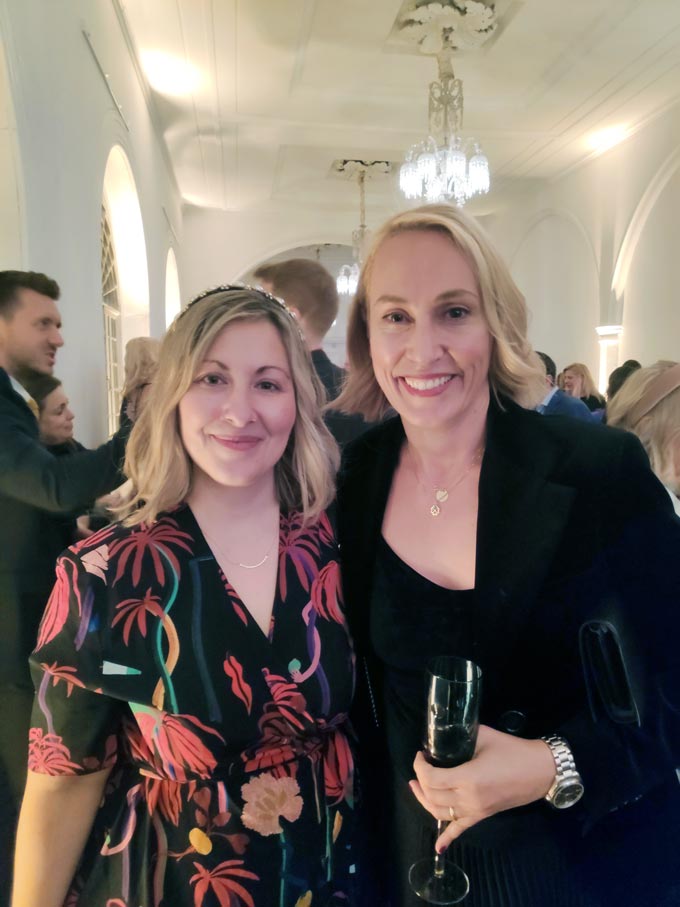 Jenny Kakoudakis and Velvet Karatzas, two interiors bloggers at the 2019 Amara Interior Blog Awards.