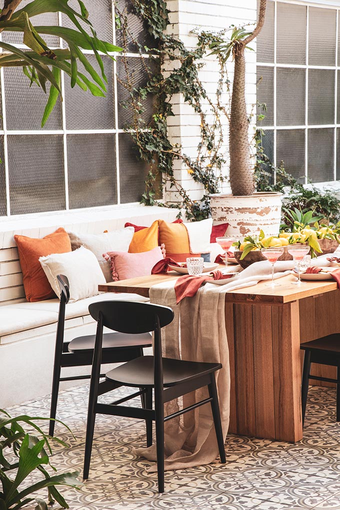 A beautiful and stylish outdoor setup for a dinner party. Via OZ Design Furniture.