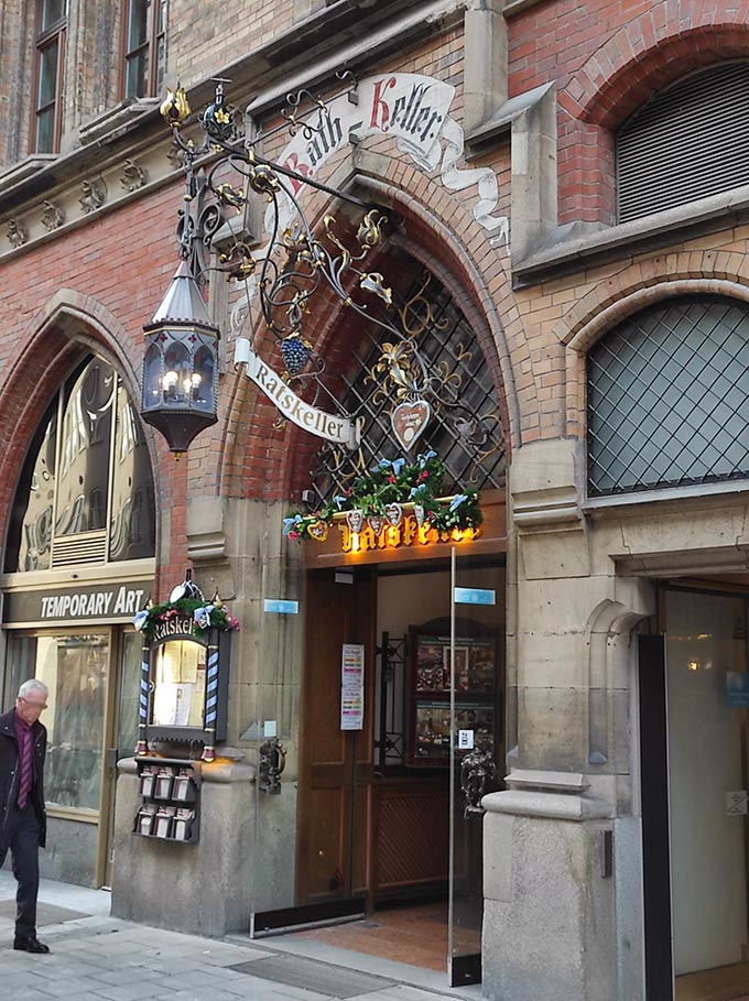 Bavarian traditional aesthetics for the entrance to the Ratskeller restaurant in Munich.