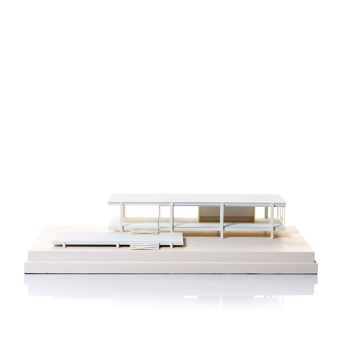 A model building of the Farnsworth House designed by Mies Van Der Rohe and completed in 1951. Image: Chisel and Mouse.